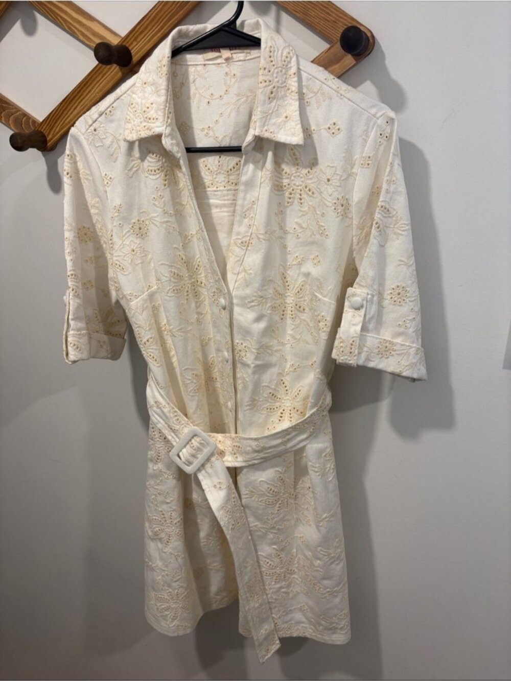 Solitaire white cream eyelet denim button down dress